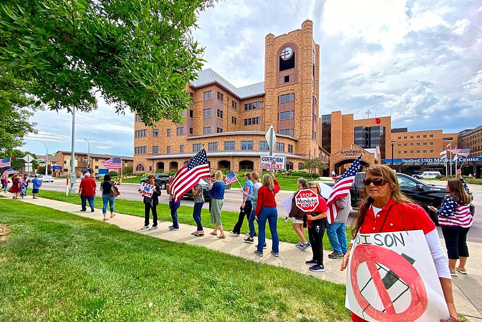 Big Crowd of Anti-Maskers Protest At Sioux Falls Sanford Hospital