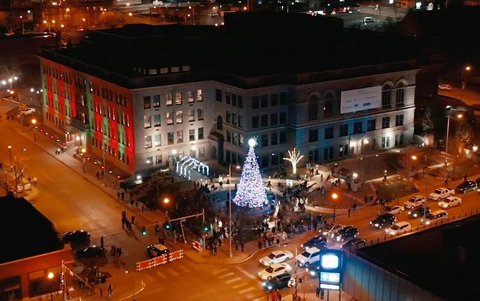 See The Lighting Of The Giant Christmas Tree Downtown Sioux Falls