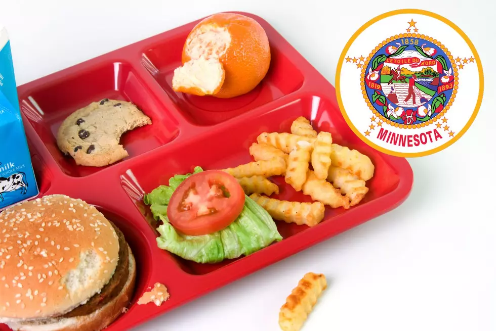 Minnesota House Passes Free Meals For All Students