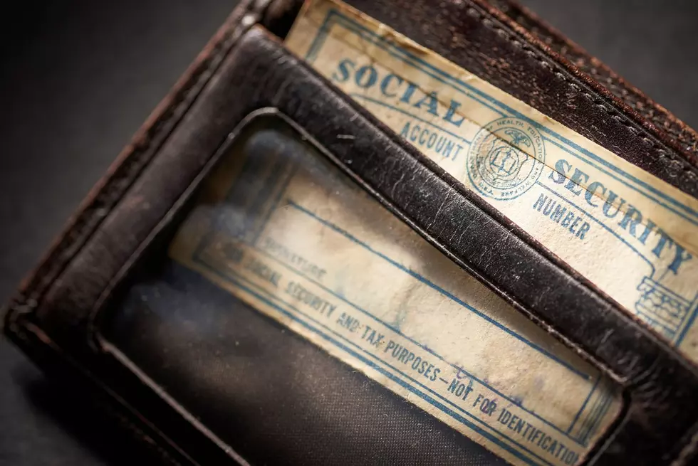Take This Out Of Your Wallet or Purse Now Minnesota, Iowa, And South Dakota-Getty Thinkstock