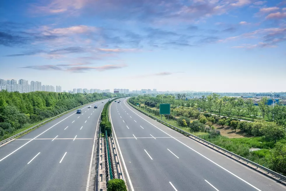 What Are Those White Rectangles On Minnesota Highways-Getty Thinkstock