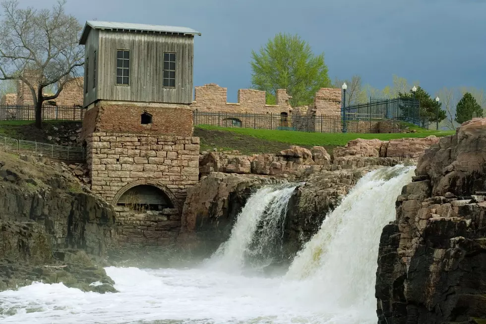 Falls Park, Sioux Falls, South Dakota-Canva