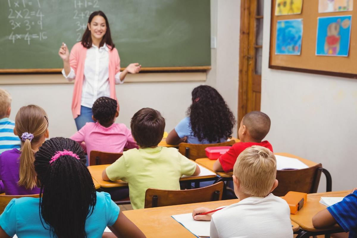Join The Ranks Of Sioux Falls Substitute Teachers This Season