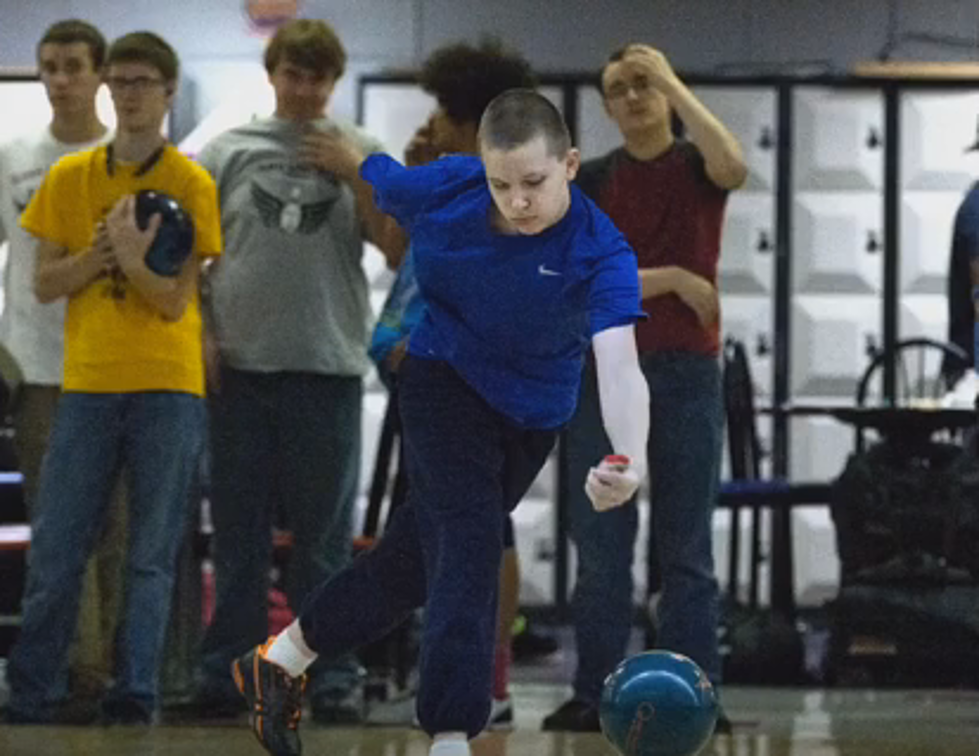 14 Year Old Bowls Perfect 300 with Only One Arm