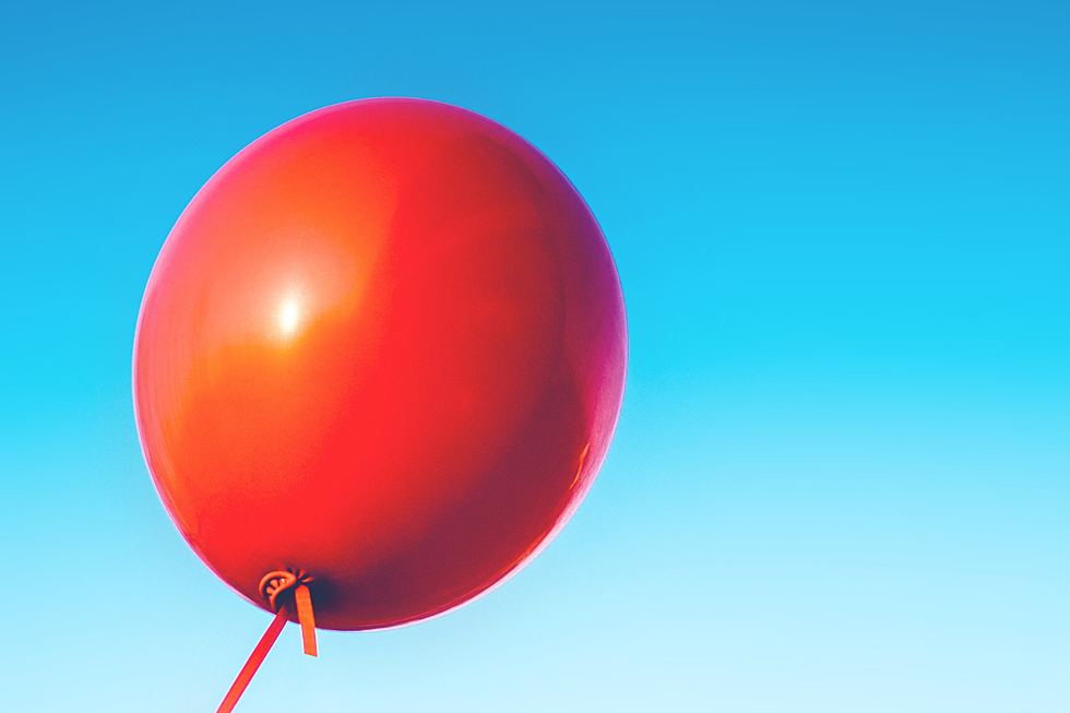 Eerie Red Balloons Spotted in Sioux Falls Evidence of Scary Clown Coming?