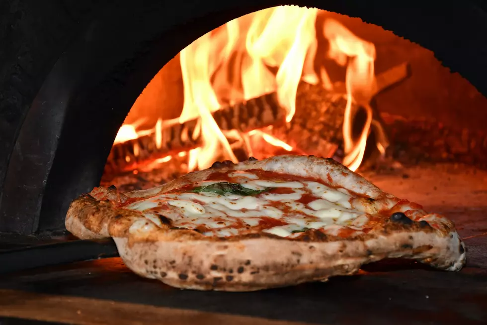 This Minnesota Restaurant Has Some of the Best Pizza in America