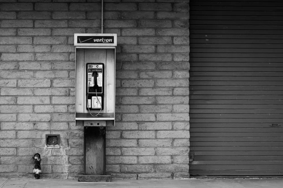 Does South Dakota Really Have Only One Pay Phone Left?