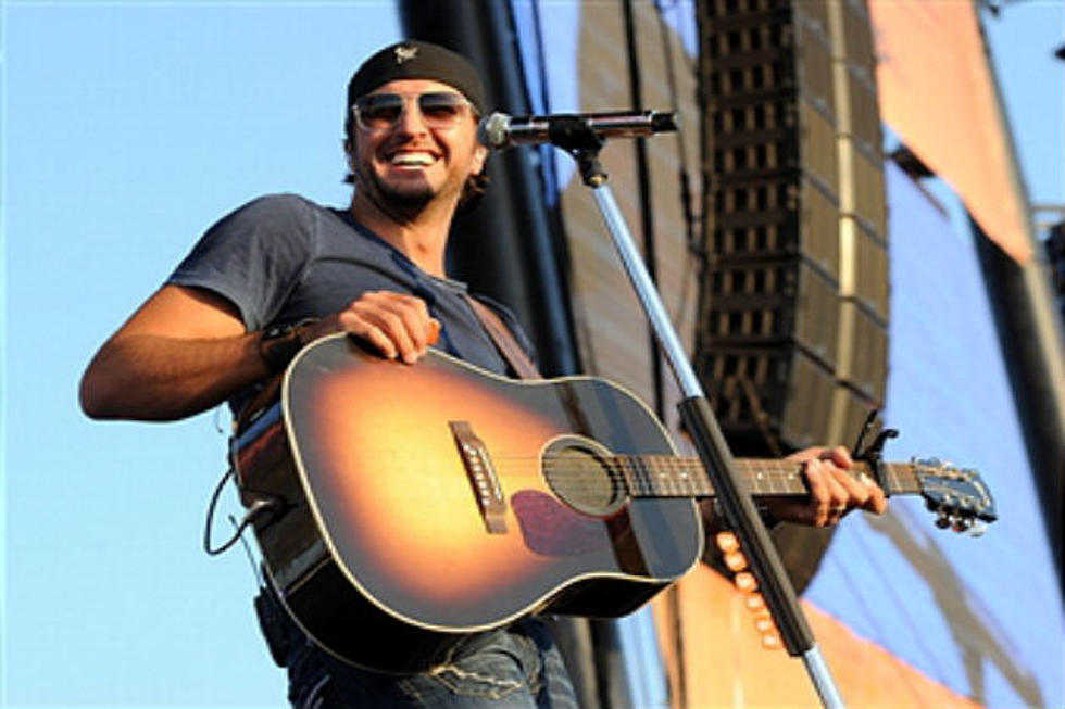 Country Star Luke Bryan is a New Spokesman for Cabela’s Outfitters