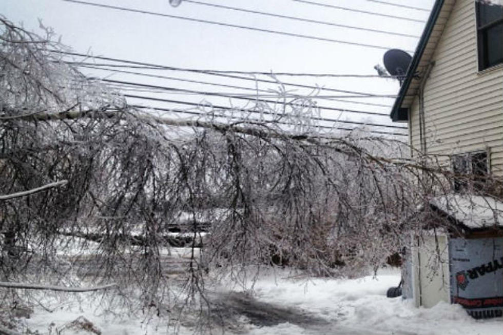 Thousands Of People In Central Maine With No Power