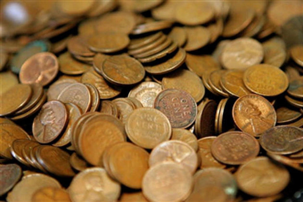 Man Cashes in 500 Pounds of Pennies