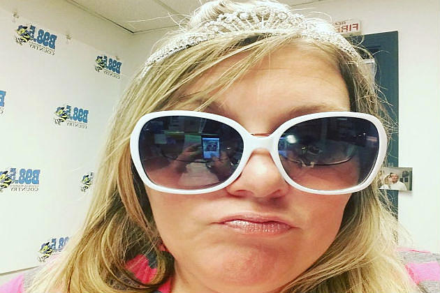 Sarah Gives Her Reasons Why You Should Own A Tiara On International Tiara Day