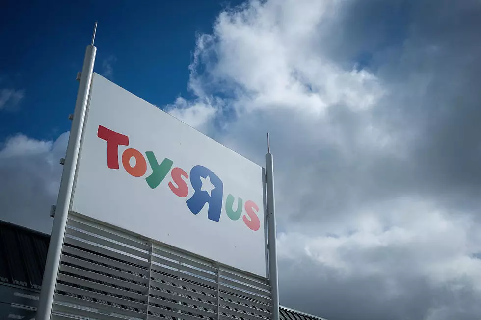 Toys R Us To Close Nearly 200 Stores