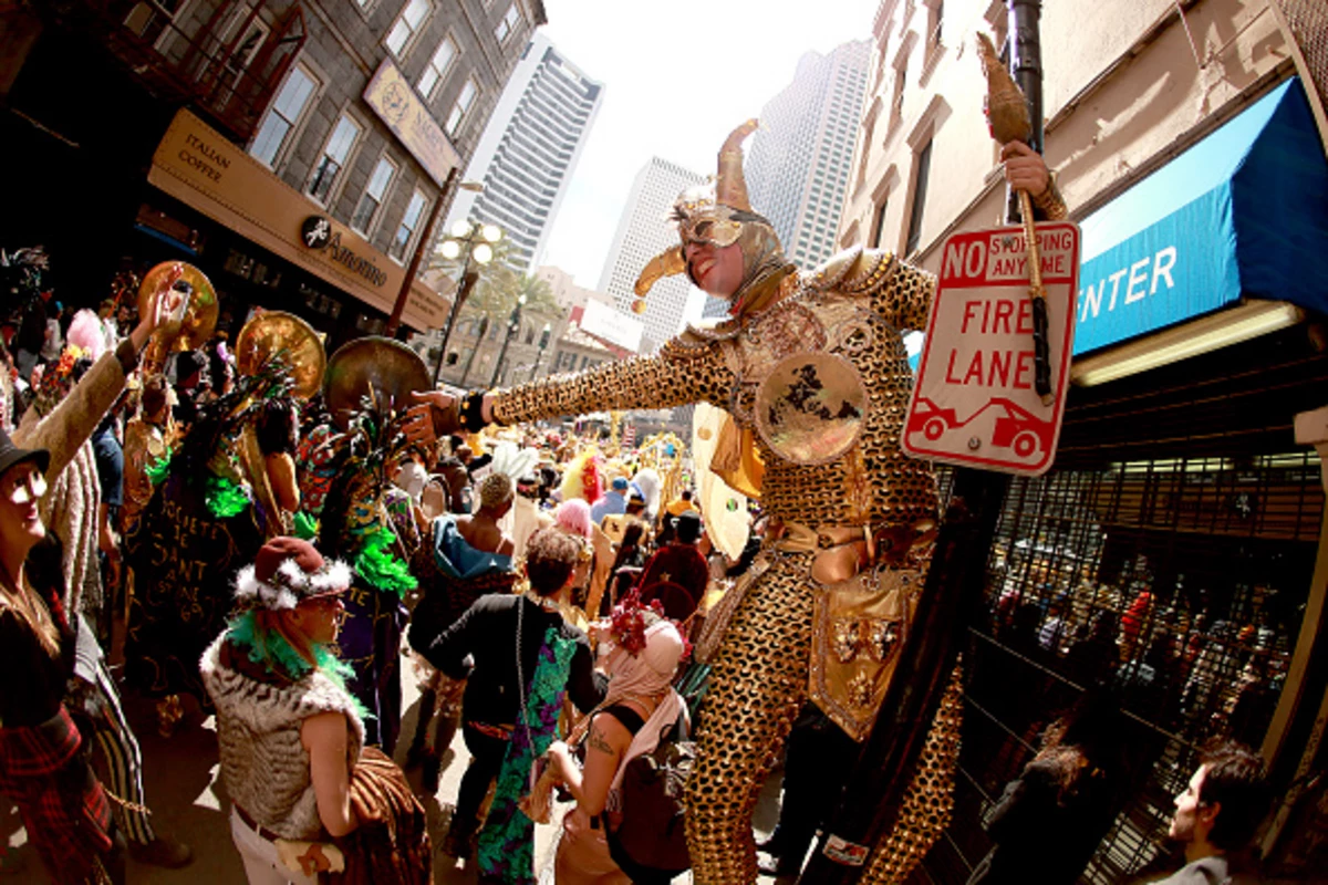 Mardi Gras Outfit & Costume Ideas to Dress Your Best - Exron Music