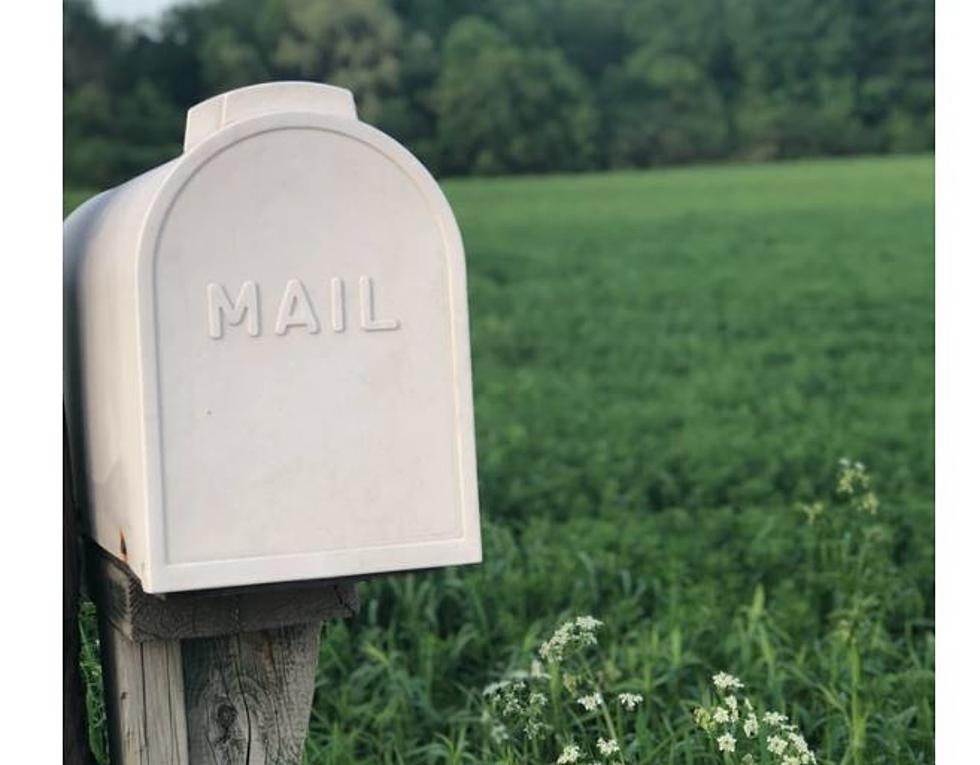 Hey Maine, Here's Why You Can't Tip Your Postal Carrier