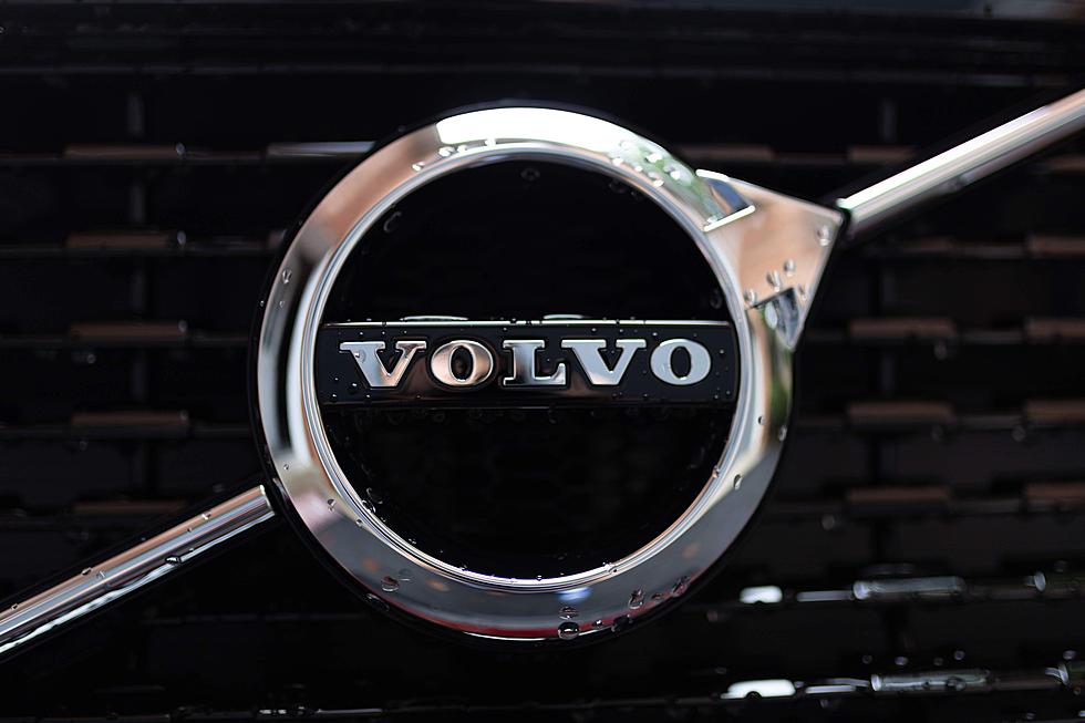 Beware: Volvo Recalling Over 460,000 Older Cars After Fatality 