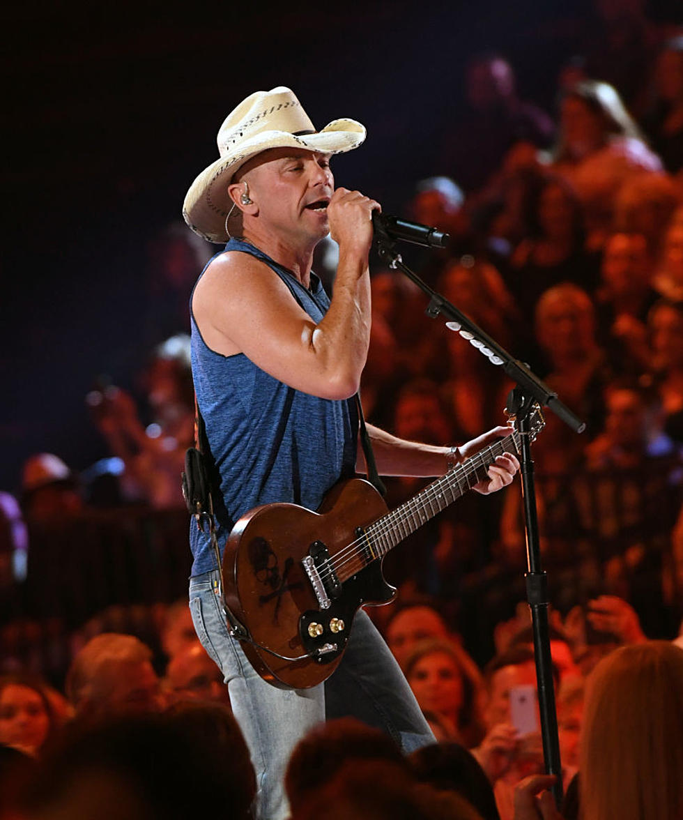Remember That Time Kenny Chesney Took A Vacation In Maine?