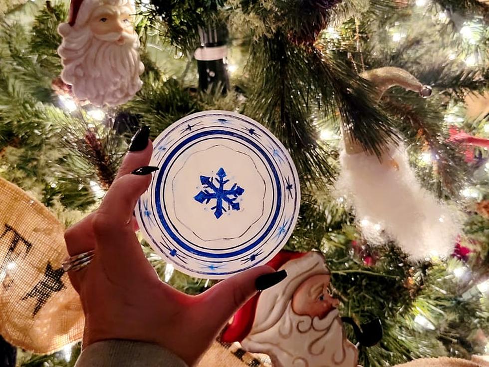 Can You Really Make A Christmas Ornament Out Of A Cup? YEP!