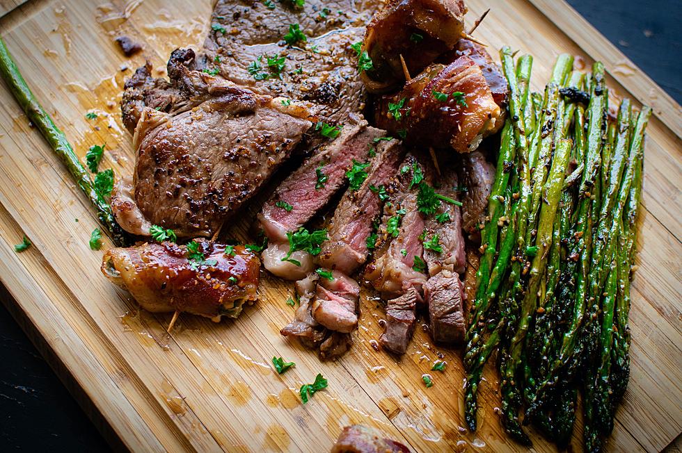 Here's The Top 10 Restaurants To Enjoy Steak On Maine's Mid-Coast