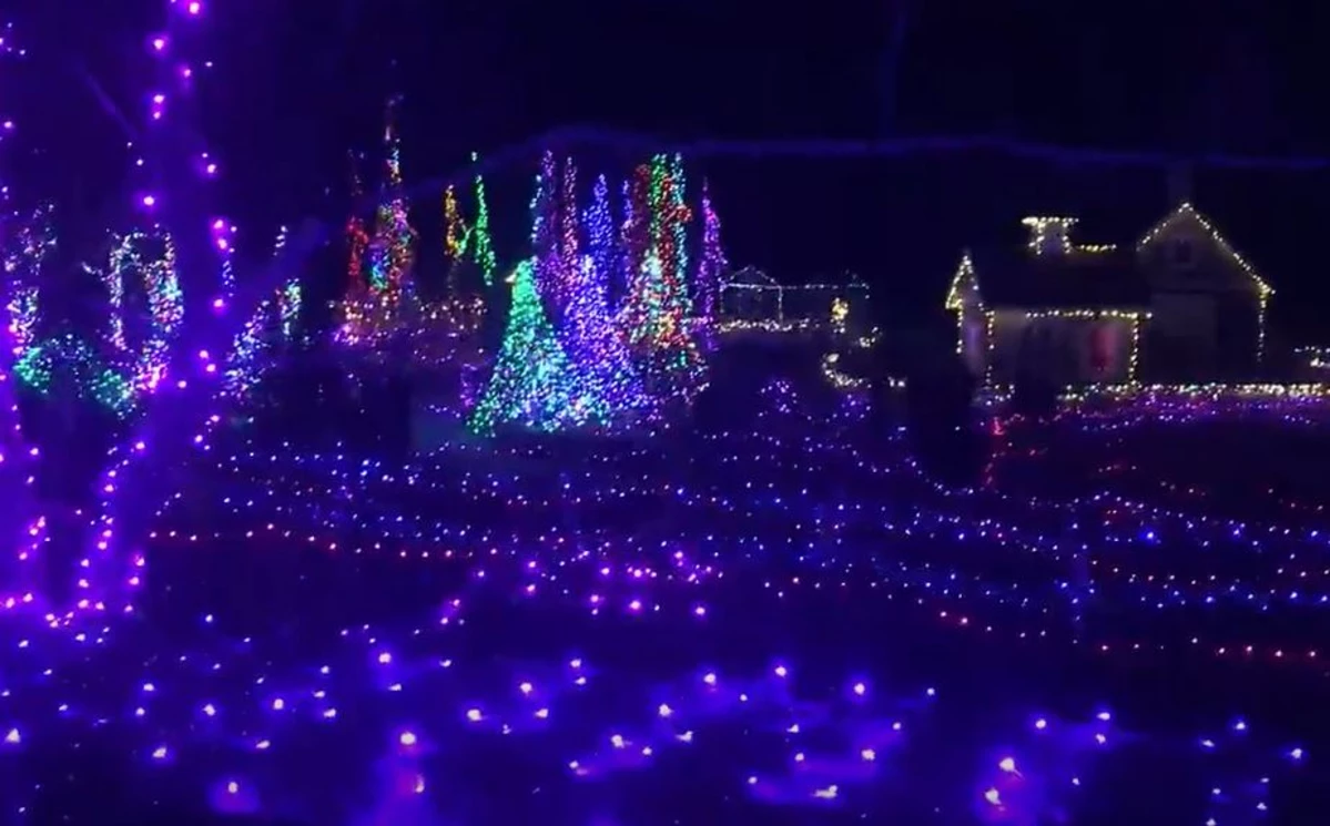 Maine Holiday Lights Display Named One Of The Best In America