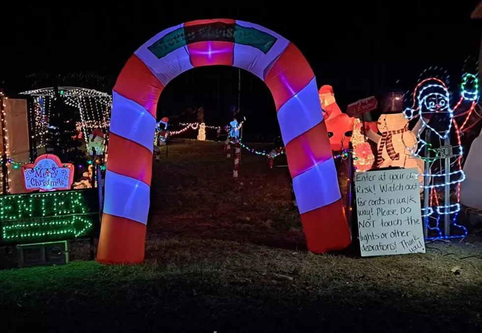 This Breathtaking Holiday Lights Display Is Hidden In Rural Maine