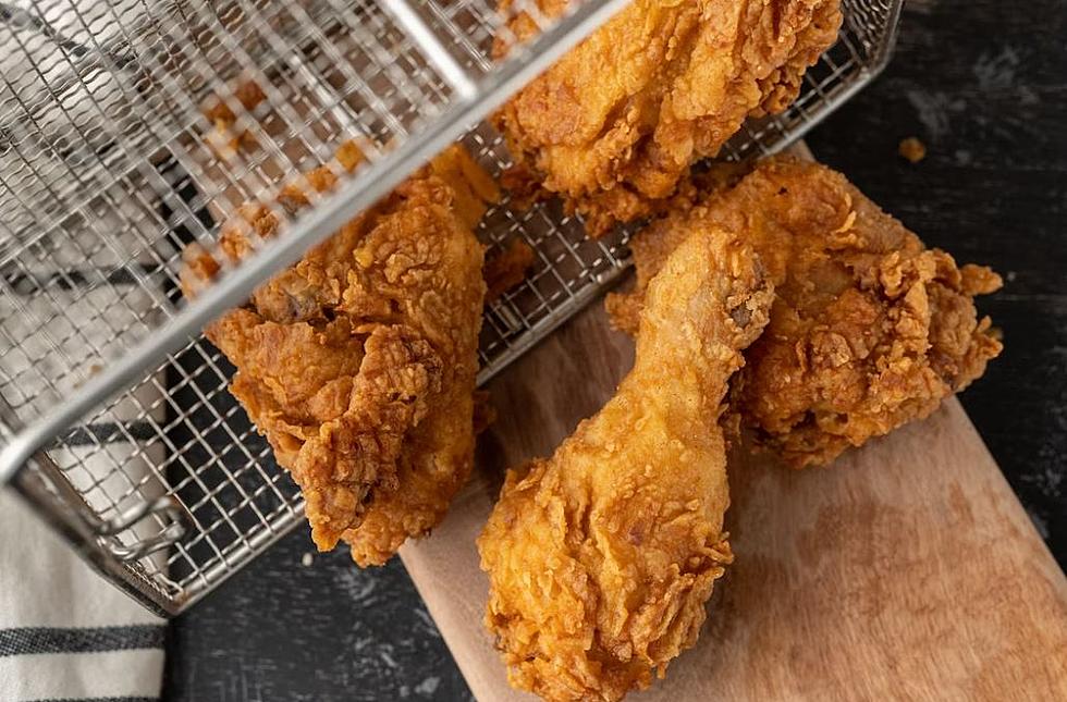 Did This Now Closed Pub Really Have Maine&#8217;s Best Fried Chicken?