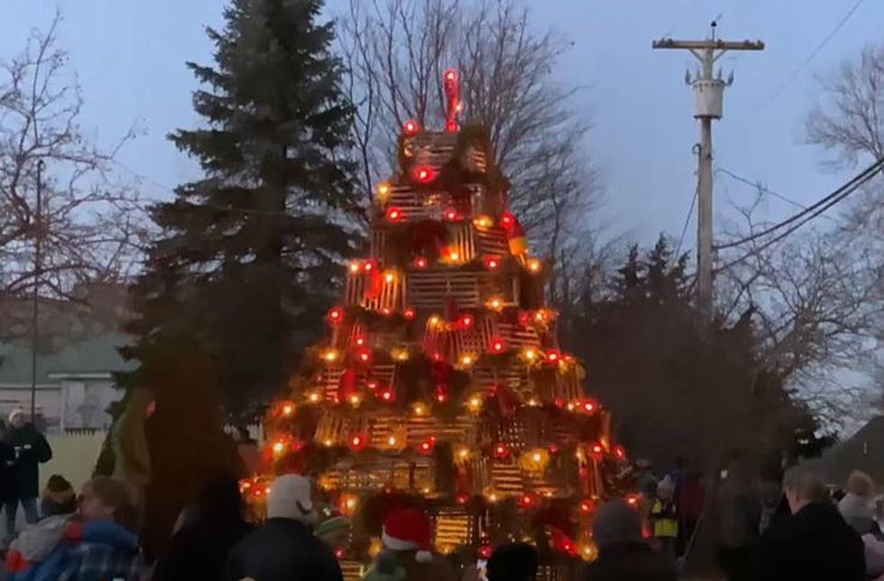 Is This Maine Town Really One of the Most Christmas-y in the USA?