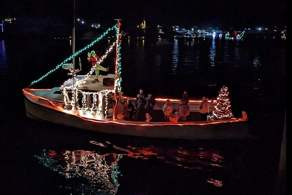 Boothbay's Holiday Spectacle: Lighted Boat Parade & Fireworks