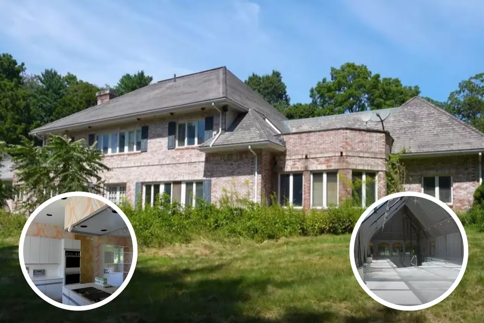 Take a Tour of This Breathtaking Abandoned New England Mansion