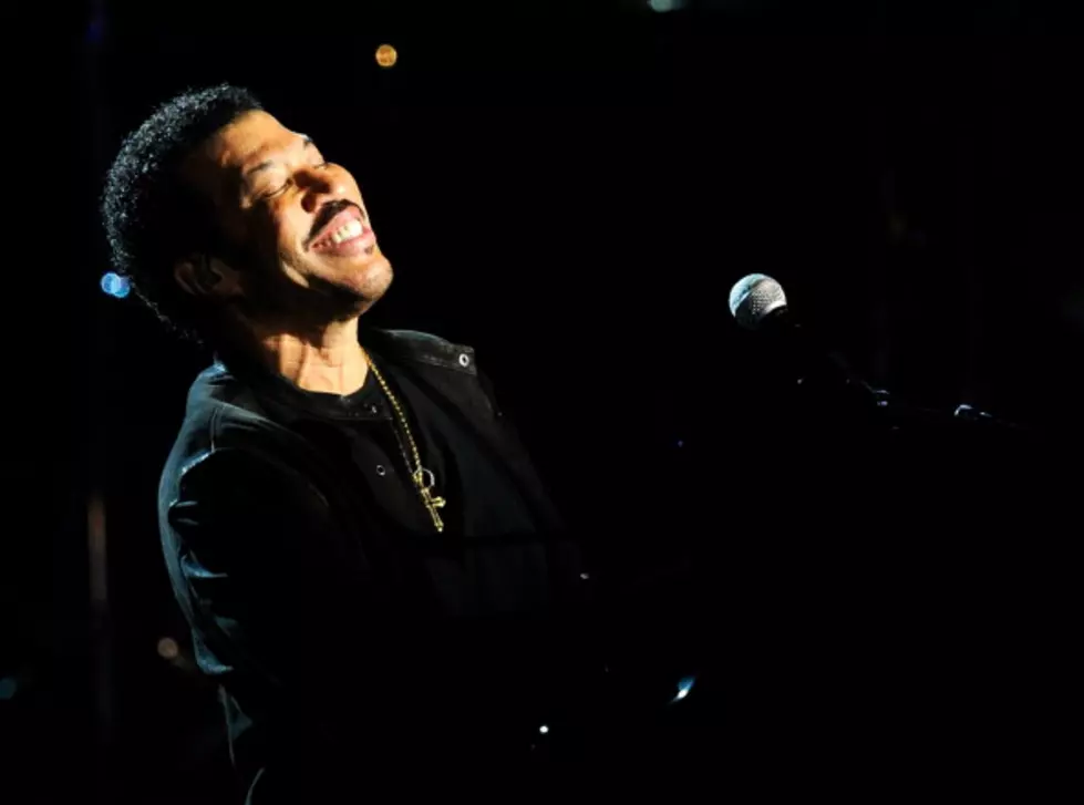 Flyaway to California to Have Dinner With Lionel Richie
