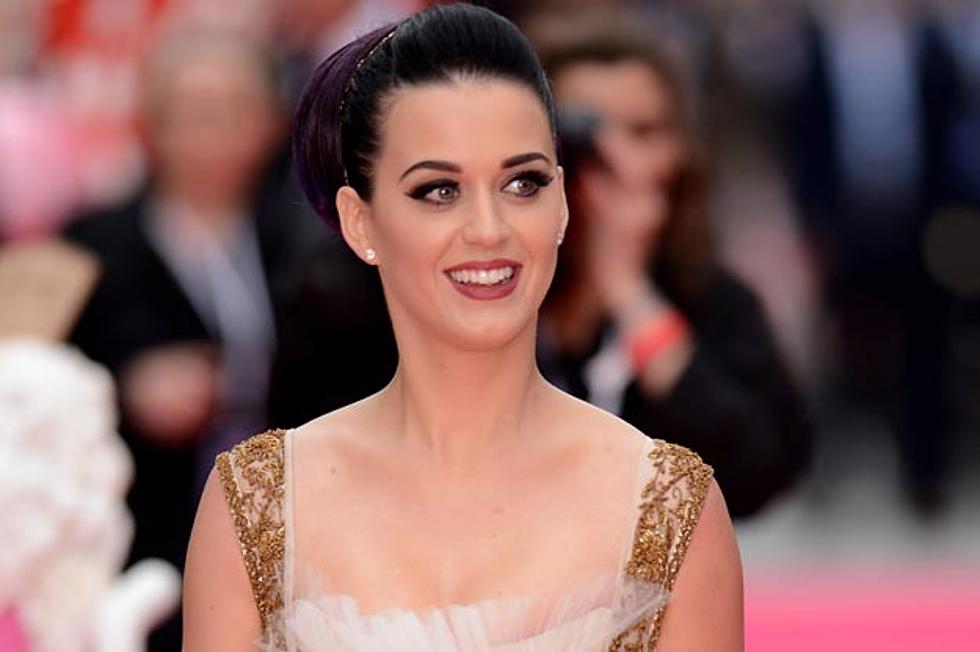 Katy Perry Plays Chess, Shows Shiny Hair in GHD Ads