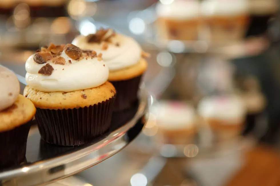 How to Enjoy A Cupcake in a Whole New Way