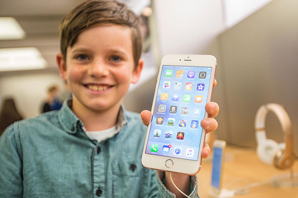 Banning the Sale of Smartphones to Children Under 13?
