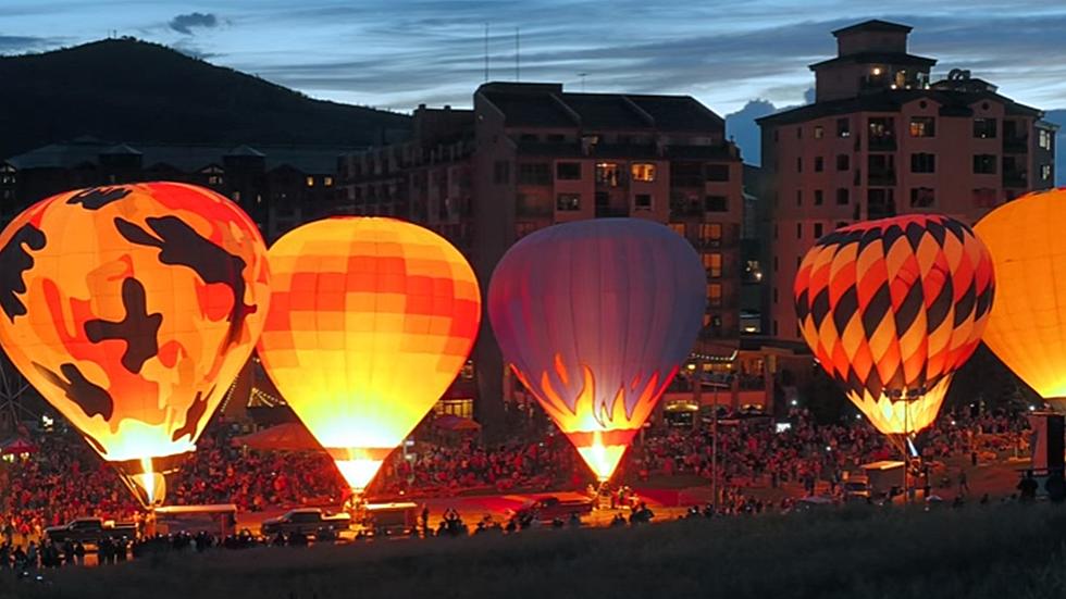 Steamboat&#8217;s Annual Cowboy Downhill and Balloon Glow