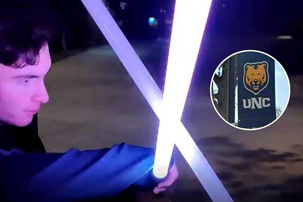 ‘Lightsaber Guys Of UNC’ Beat the Studying Blues With ‘Star Wars’ Fun