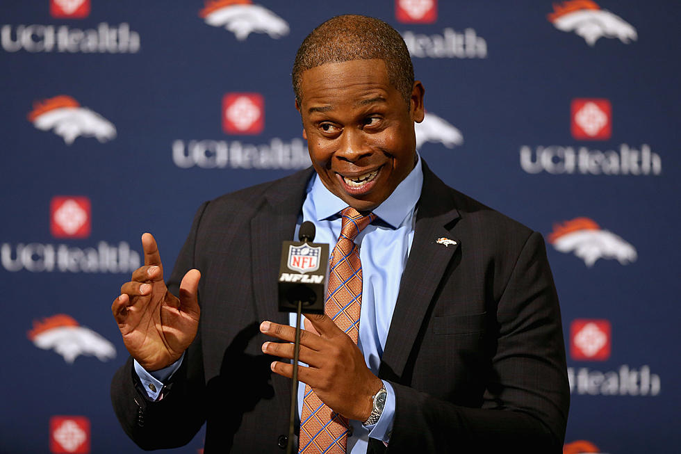 Not Awkward at All: Former Denver Broncos Head Coach to Return