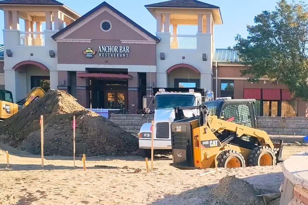 When Does the New Ice Rink at the Promenade Shops at Open?