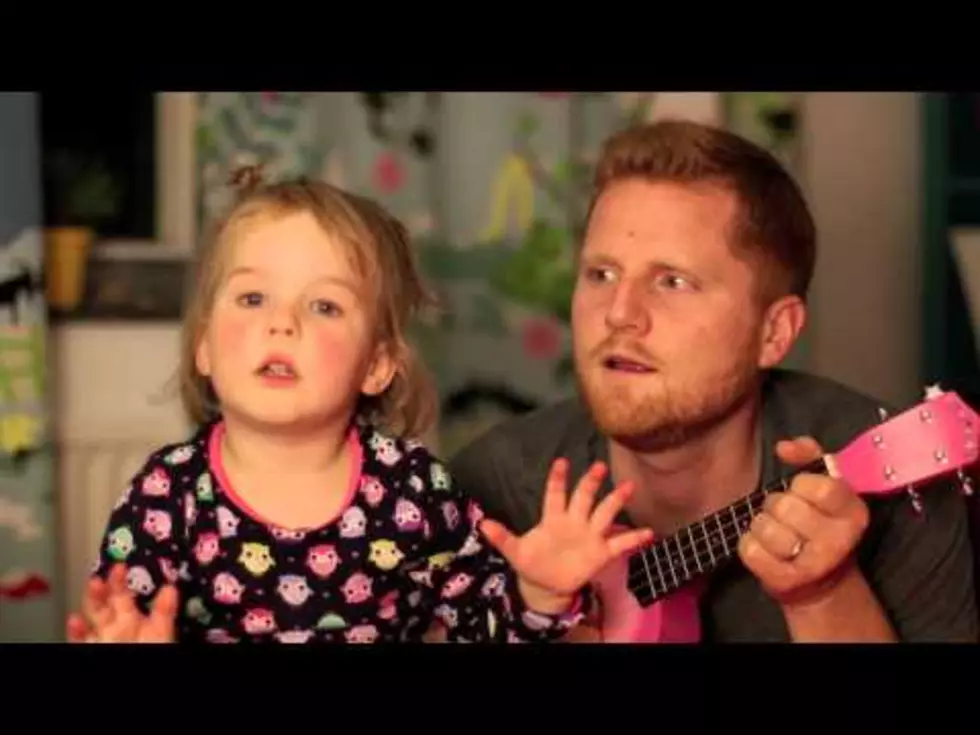 Dad + 4-Year Old Daughter Are on Cute Overload Singing &#8216; Tonight You Belong to Me&#8217; [VIDEO]