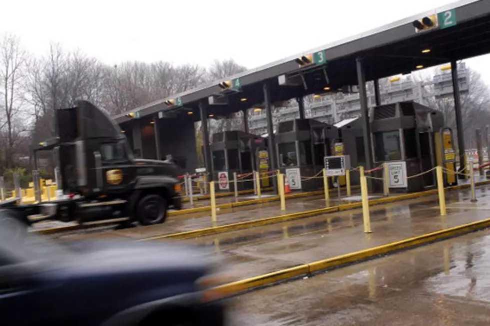 What Happens if You Pull Up to the Turnpike Toll Booth with No Money?