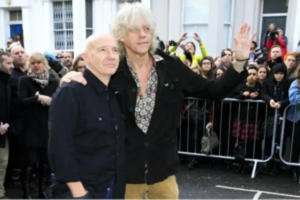 Band Aid 30 &#8211; &#8220;Do They Know it&#8217;s Christmas&#8221; [Video]