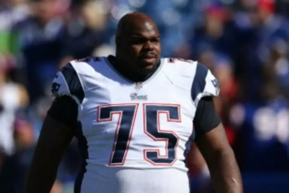 After Winning AFC Title, Vince Wilfork Helps Trapped Driver
