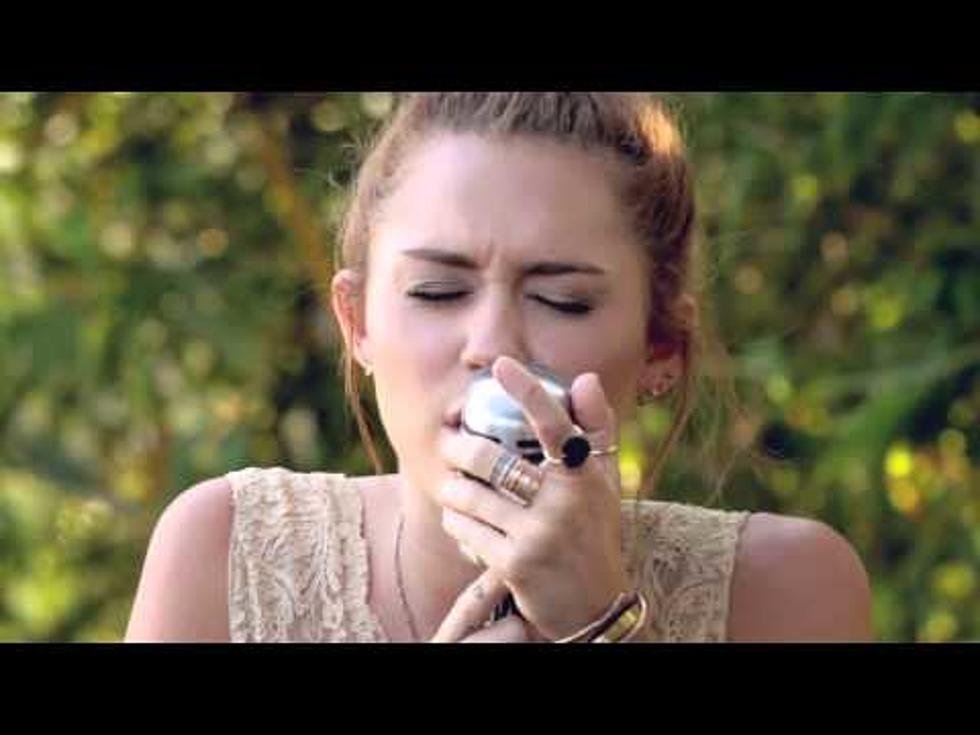 Miley Cyrus Cover of ‘Jolene’ 