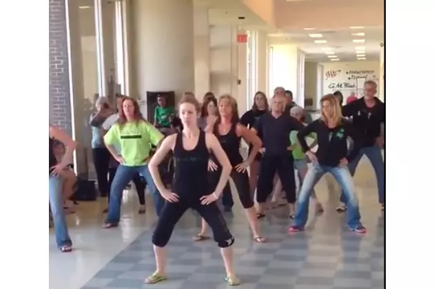 Flashback Friday- Group At Augusta&#8217;s Turnpike Mall Helps Set World Flash Mob Record