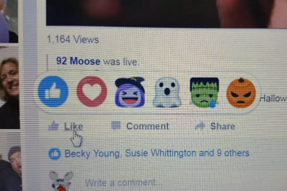 Facebook Has Halloween Emojis