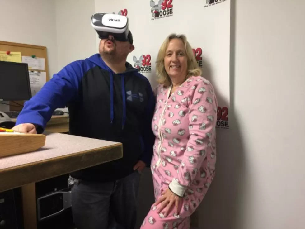 Renee Tries Matt&#8217;s New VR Headset&#8230; But What Is She Wearing?!