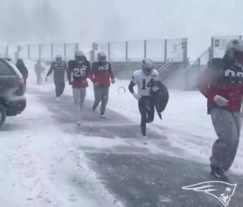 #NoDaysOff – The Pats Practice In Blizzard