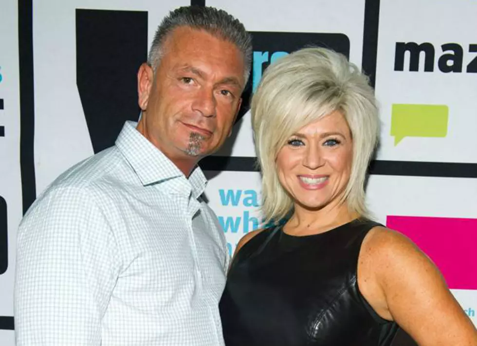 Theresa Caputo Announces Divorce After 28 Years With Larry