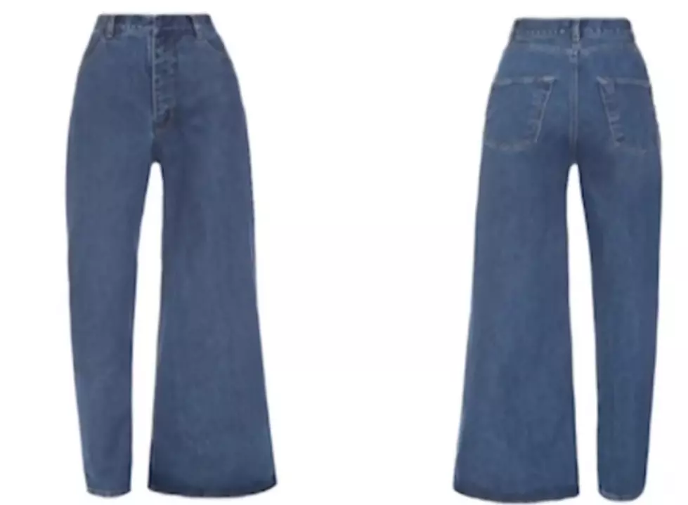 Asymmetric Jeans – Yes, They Are A Thing!