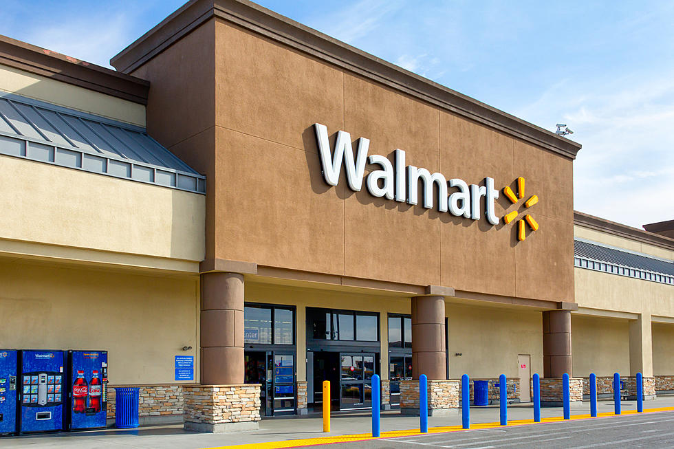 Woman Poops All Over Walmart Because She Was Caught Stealing