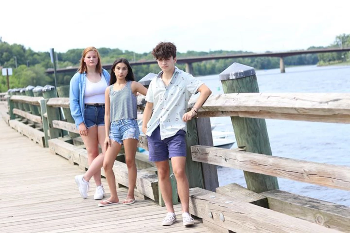 Gardiner Area Teen Trio Releases Song