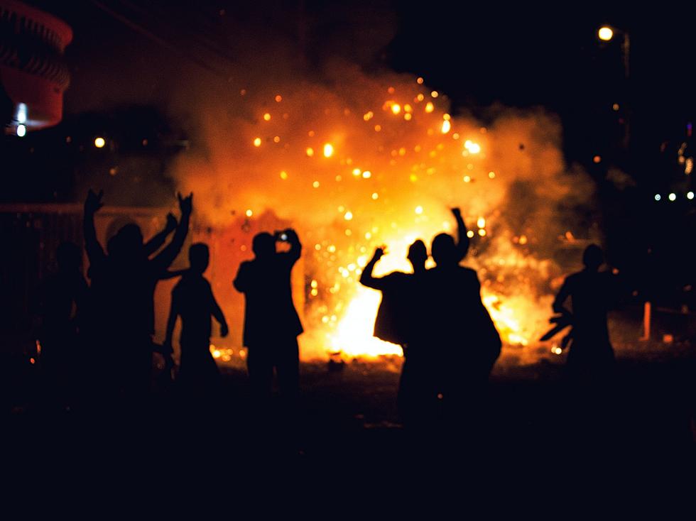 Massive Group of People Shoot Fireworks at Portland Maine Police 